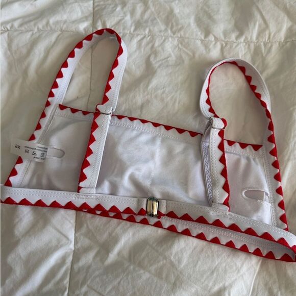 Shein Bikini Set XS Floral Red White Bralette Top and Triangle Bottom - Picture 11 of 14